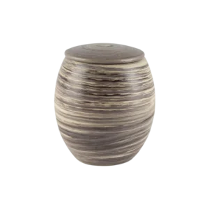 Jarrón decorativo de diseño moderno con textura estriada en tonos marrones y beige, ideal para decoración de interiores.